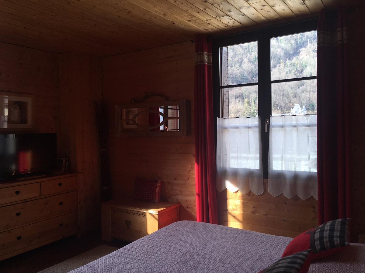 B & B Au Dela Du Temps Saint-Mamet 외부 사진