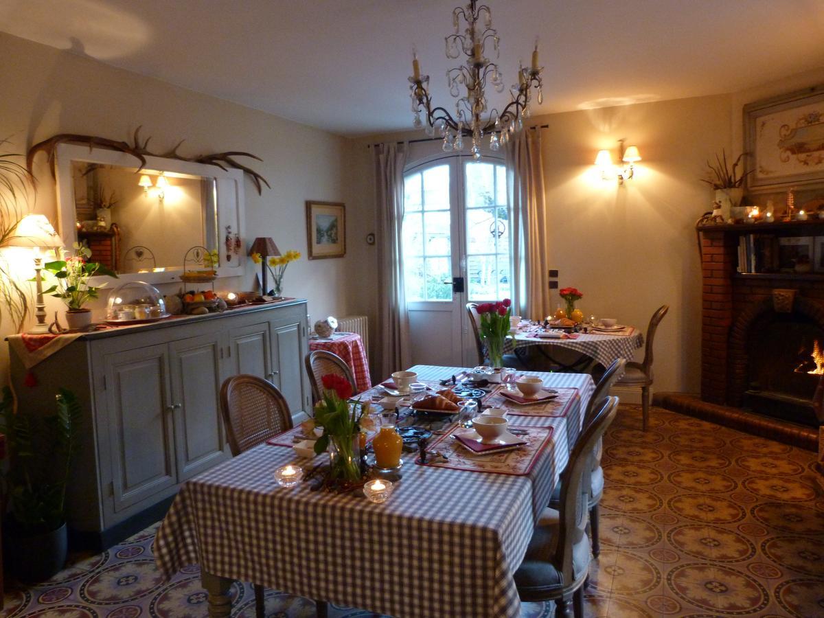 B & B Au Dela Du Temps Saint-Mamet 외부 사진