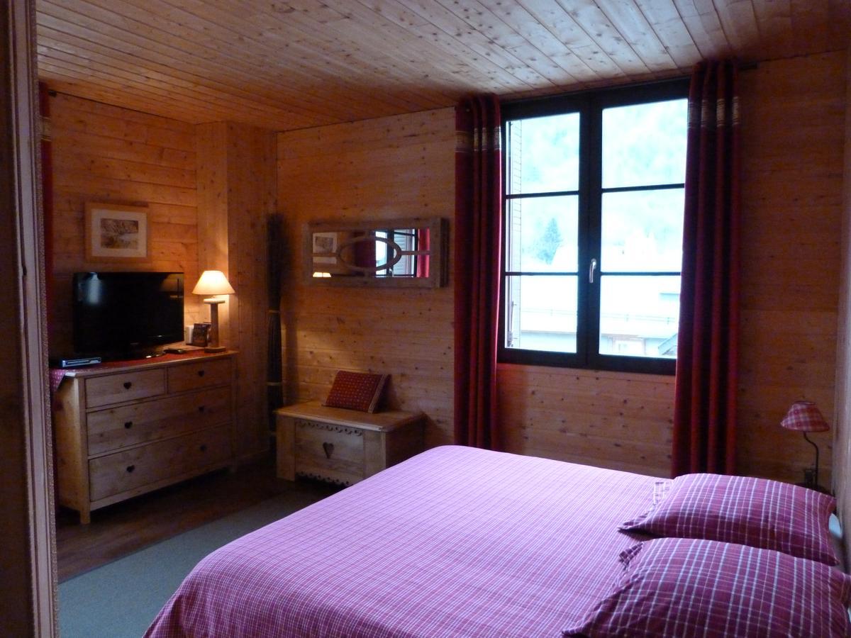 B & B Au Dela Du Temps Saint-Mamet 외부 사진